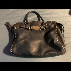 Navy Michael Kors Satchel bag.